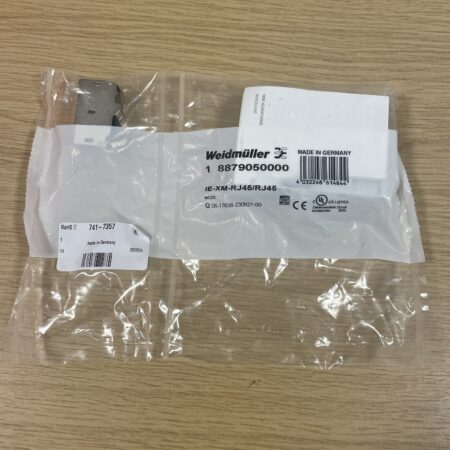 8879050000 (IE-XM-RJ45/RJ45) Weidmuller 2 Contact, RJ45 Female to Female Interface Module, Din Rail Mount, 1A