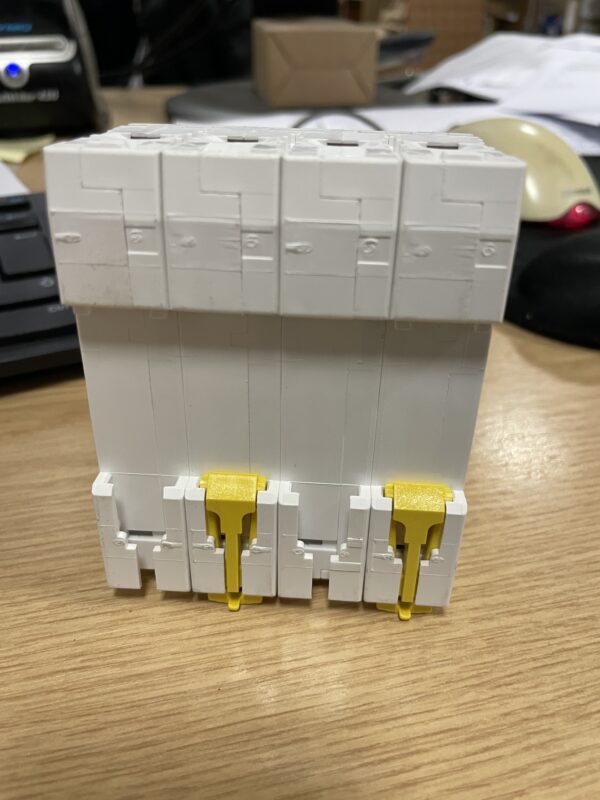 Job lot of Schneider Electric Acti9 miniature circuit breakers (MCBs)